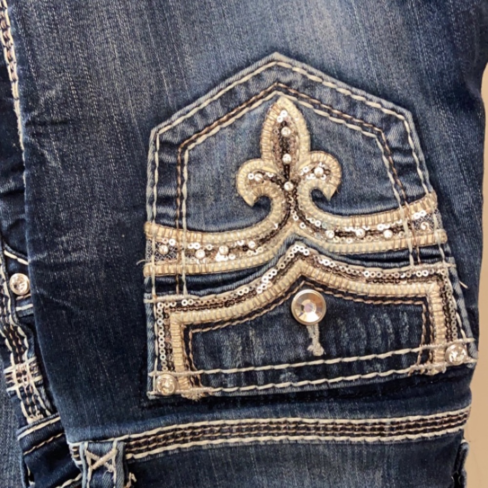 Rock Revival Jeans - Picture 4 of 7